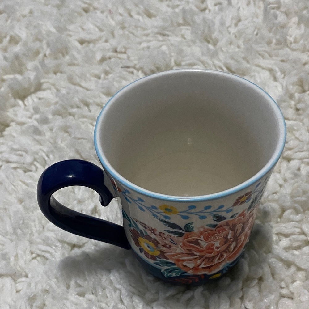 The Pioneer Woman Floral Mug with Navy Handle - Picture 11 of 16